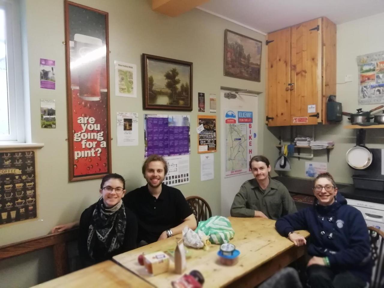 Macgabhainns Backpackers Hostel Kilkenny Eksteriør billede